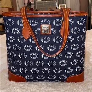 Dooney & Bourke Penn State bag